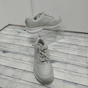 Propet Womens SZ 8W Lifewalker Sport Sneakers Gray. Condition is Pre-owned.